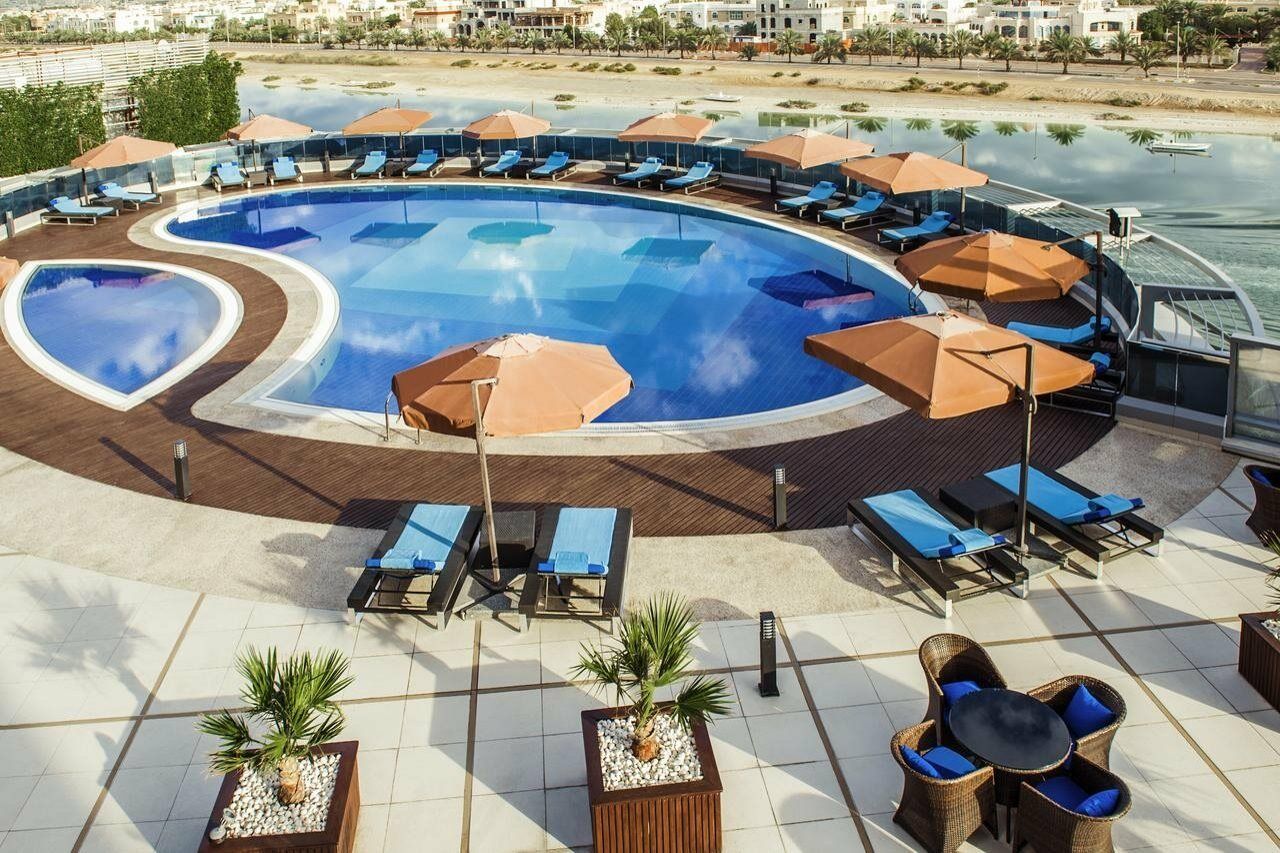 Hotel Ibis Abu Dhabi Gate Esterno foto
